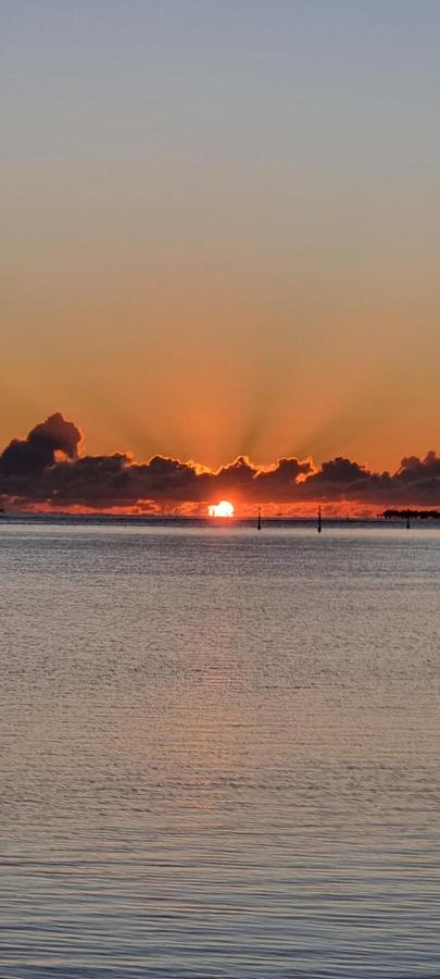 Villa Sunrise Moorea Папетойя Экстерьер фото
